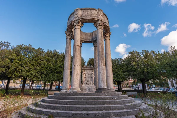 Isernia Molise Monumento Los Caídos Primera Guerra Mundial — Foto de Stock