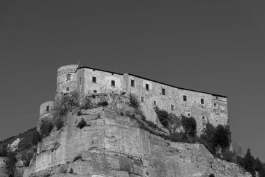 Cerro al Volturno, İtalya 'nın Molise eyaletinde yer alan bir şehirdir. Cerro Cerro Cerris 'in de dahil olduğu meşe ağaçları açısından zengin toprakları nedeniyle Cerro olarak da adlandırılır..