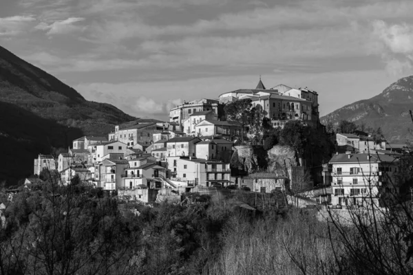 Colli Volturno Molise Jedná Italské Město 1328 Obyvateli Provincii Isernia — Stock fotografie