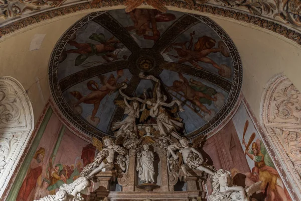 Útočiště Cosma Damiano Nachází Isernii Svatyně Existuje Roku1130 Uvnitř Jsou — Stock fotografie