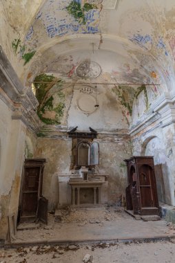 Rocchetta al Volturno, Rocchetta Alta adı verilen orijinal köy tarafından dağda savunma pozisyonu olarak kurulmuştur ve Rocchetta Nuova daha alçak irtifada yer almaktadır..