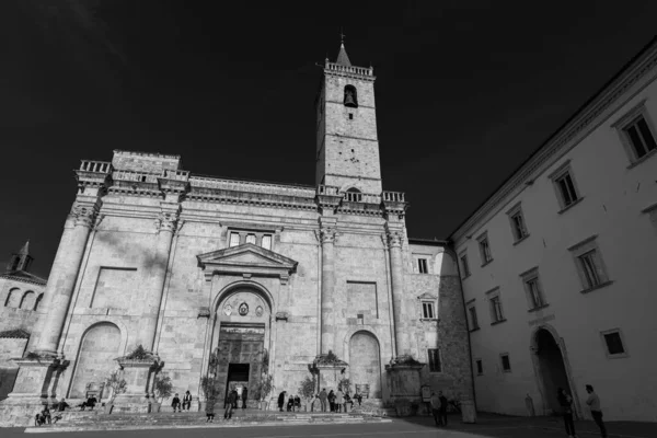 City Cathedral Dedicated Patron Saint Stands Site Roman Public Building — Foto Stock