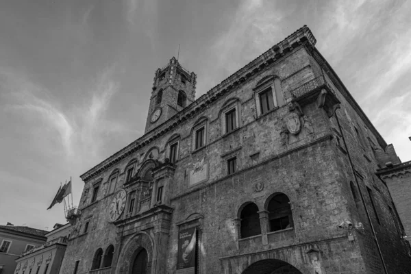 Der Palazzo Dei Capitani Del Popolo Ist Eines Der Bekanntesten — Stockfoto