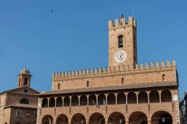 Offida Town Hall Built 13Th 14Th Centuries Central Crenellated Tower — Stock Photo, Image