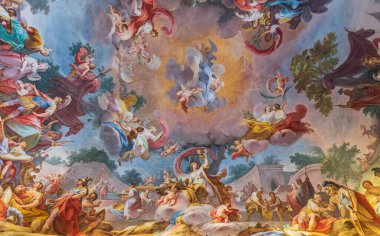 Caserta, Campania, İtalya, Vanvitellian Sarayı. Caserta 'da parkı olan bir kraliyet sarayı. Burası dünyanın en büyük kraliyet evi..