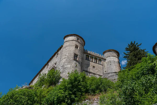 Castle Built 11Th Century Shape Irregular Pentagon Bordered Towers Ravine — Stock Photo, Image