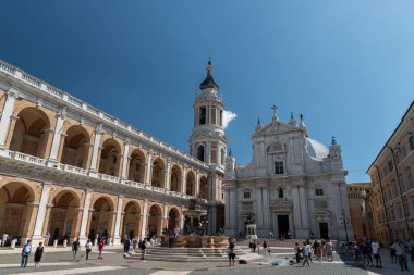 The Basilica of the Holy House is one of the main places of veneration of Mary and one of the most important and visited Marian shrines of the Catholic Church. It is located in Loreto.