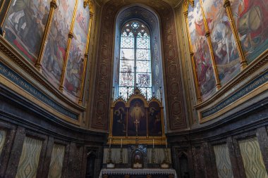 The Basilica of the Holy House is one of the main places of veneration of Mary and one of the most important and visited Marian shrines of the Catholic Church. It is located in Loreto.