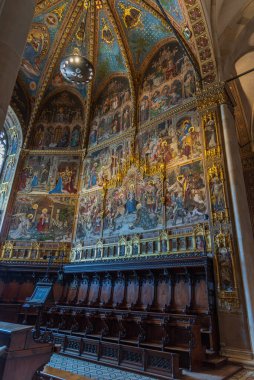 The Basilica of the Holy House is one of the main places of veneration of Mary and one of the most important and visited Marian shrines of the Catholic Church. It is located in Loreto.