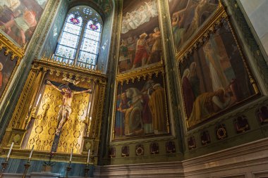 The Basilica of the Holy House is one of the main places of veneration of Mary and one of the most important and visited Marian shrines of the Catholic Church. It is located in Loreto.