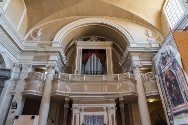 The church of Sant'Agostino is a religious building in Recanati. The structure is known for its bell tower which inspired Giacomo Leopardi's poem Il spero solitario.