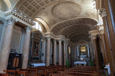 The church of Santa Maria di Montemorello is located in Recanati. The church has a certain notoriety for being the parish of the Leopardi family, where the poet Giacomo Leopardi also went to pray.