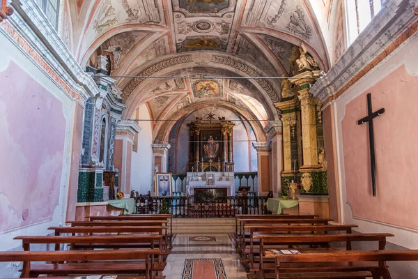 Ανάμεσα Στα Σοκάκια Του Χωριού Εκκλησία Της Santa Maria Degli — Φωτογραφία Αρχείου