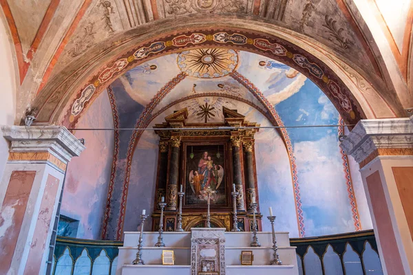 Ubicado Entre Los Callejones Del Pueblo Iglesia Santa Maria Degli —  Fotos de Stock