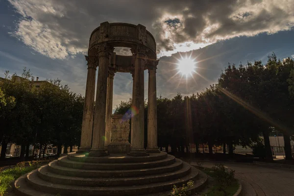 Isernia Molise Italy 第一次世界大战阵亡将士纪念碑 — 图库照片