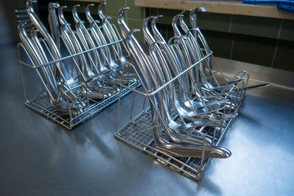 Some Various Gynecological Specula Instrument Basket Reprocessing Steri — Zdjęcie stockowe