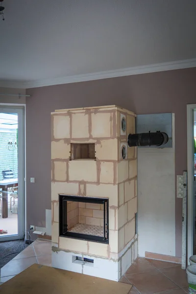 Living Room Built Big Tiled Stove — Stockfoto