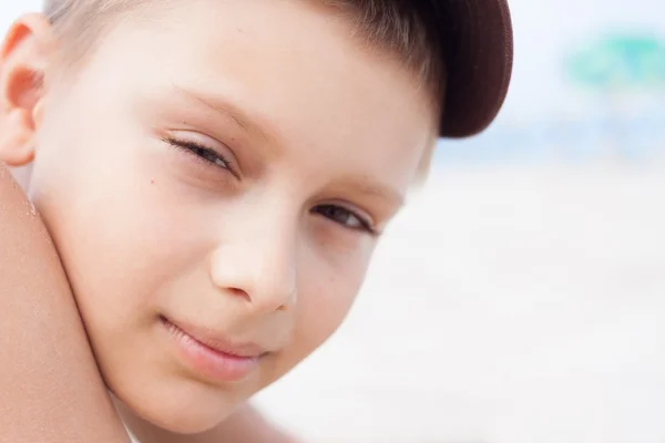 Portrét chlapce dítě zblízka venkovní — Stock fotografie