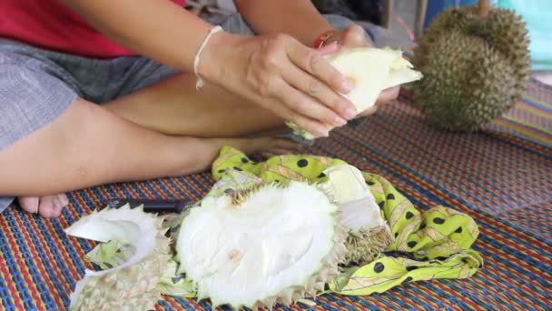 Corte Durian — Vídeo de stock