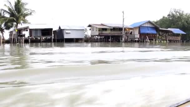 Barco de condução — Vídeo de Stock