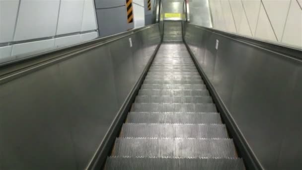 Empty elevator down to subway station — Stock Video