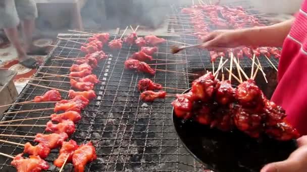 Ayam barbekyu tradisional Thailand — Stok Video