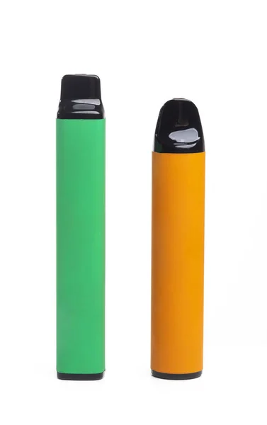 Colorido Cigarrillo Electrónico Desechable Aislado Sobre Fondo Blanco Concepto Tabaquismo —  Fotos de Stock