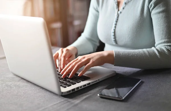 Close Image Female Hands Typing Laptop Businesswoman Text Response Client — Foto Stock