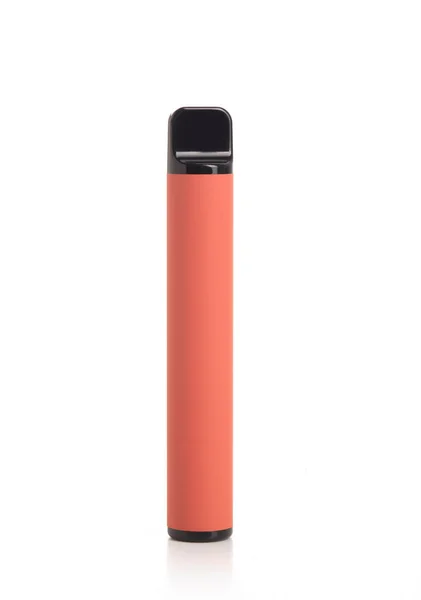 Colorido Cigarrillo Electrónico Desechable Aislado Sobre Fondo Blanco Concepto Tabaquismo —  Fotos de Stock