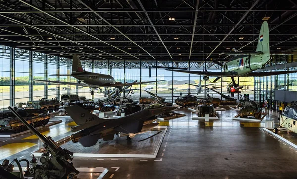 2021年10月27日 荷兰索斯特堡 位于索斯特堡的荷兰国立军事博物馆的内部拍摄 — 图库照片