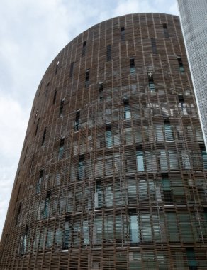 Barcelona Biyomedikal Araştırma Parkı 'nın soyut dış görünüşü.