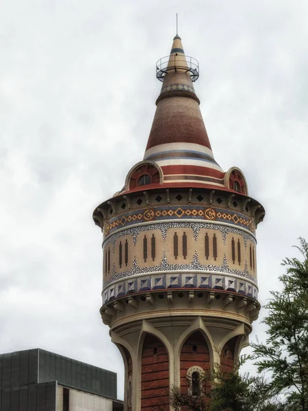 Snygg Kaklat Känt Vattentorn Torre Les Aigues Från Hamnen Barcelona — Stockfoto