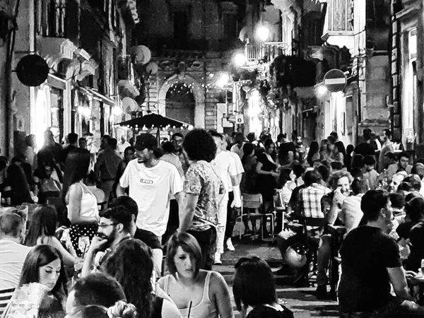 Catania Italy June 2021 People Street Catania Sicily — Stock Photo, Image