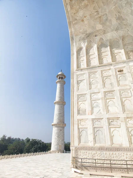 Ein Blick Auf Das Minarett Des Taj Mahal Agra Indien — Stockfoto