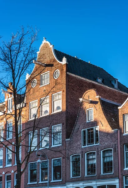 Edificios Patrimoniales Típicos Largo Del Canal Brouwersgracht Amsterdam Países Bajos — Foto de Stock