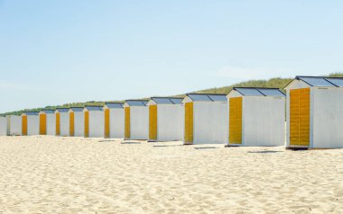 Cadzand Bad plajındaki kulübeler, Hollanda