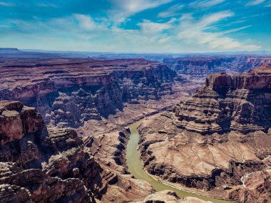 Colorado Nehri, Arizona, Amerika Birleşik Devletleri ile Büyük Kanyon 'un Güzel Manzarası.