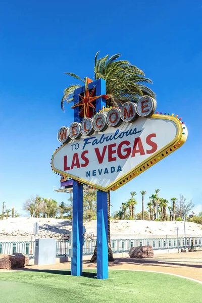 Vintage Iconic Welcome Fabulous Las Vegas Sign — Stockfoto