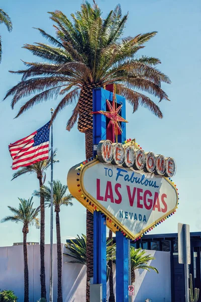 Vintage Iconic Welcome Fabulous Las Vegas Sign —  Fotos de Stock