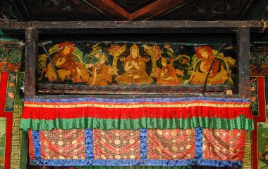 Lhasa Tibet, Çin - 29 Ağustos 2007: Lhasa 'daki ünlü Budist Tapınağı Jokhang' ın içi