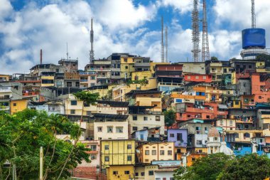 Las Penas bölgesinde renkli evler, tarihi merkez, Cerro Santa Ana, Guayaquil, Guayas Eyaleti, Ekvador