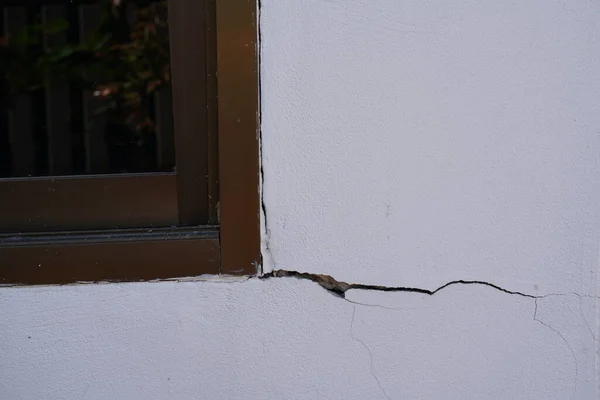 Çatlak eski duvar. desenli arkaplan.