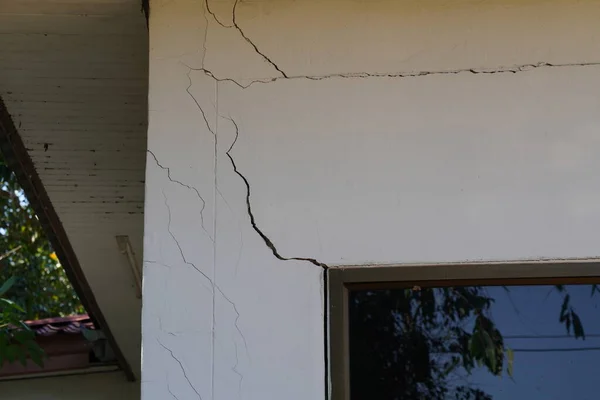 Gebarsten Oude Muur Gestructureerde Achtergrond — Stockfoto