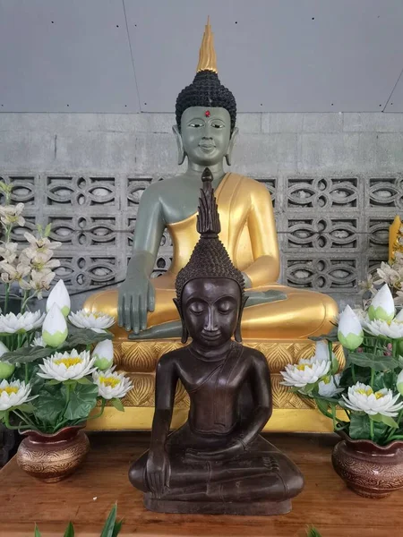Sochy Buddhy Chrámu — Stock fotografie