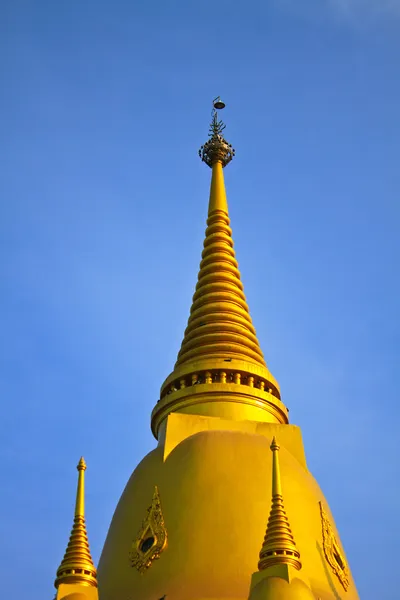 Pagode tailandês é bonito — Fotografia de Stock