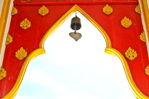 Arches at the entrance of Buddhist temple — Stock Photo, Image