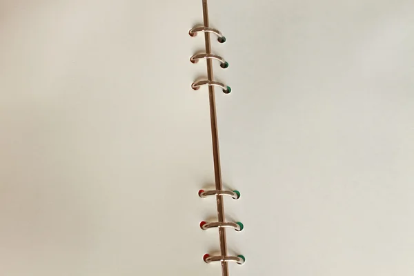Cuaderno con encuadernación de acero — Foto de Stock