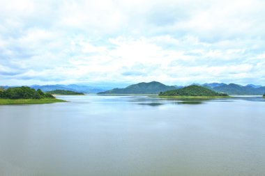 Krachan Kaeng Barajı