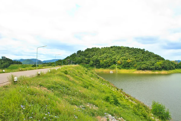 Kaeng Krachan Dam — Stockfoto