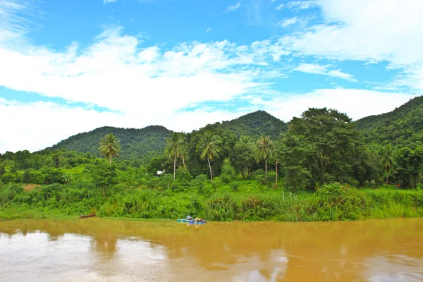 Beautiful mountains and river in morning — Stock Photo, Image